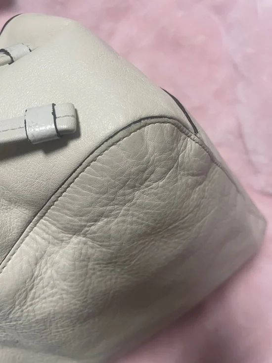 Coach - Picture 7 of 16